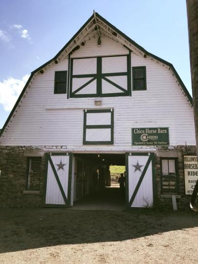 horsebarn